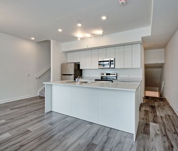 For Lease - 3058 SIXTH Line Unit# 316, Oakville, Ontario - Photo 4