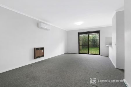 TWO-BEDROOM UNIT IN A HANDY LOCATION - Photo 4