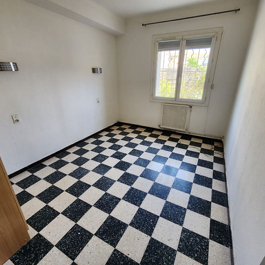 AVIGNON 695 , - Photo 1