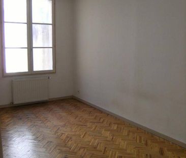 Location appartement t3 70 m² à Bordeaux (33000) Hotel de Ville-Qui... - Photo 3