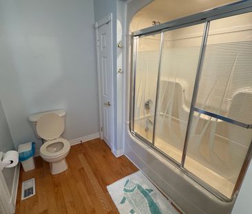 For Lease - 37 Newport Beach Boulevard, Fort Erie, Ontario - Photo 2