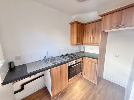 3 bed end of terrace house to rent in Alpha Street, Liverpool, L21 - Photo 1
