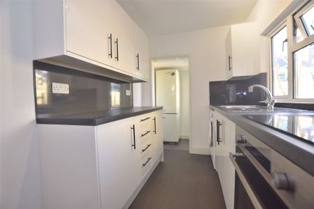 Albert Street, Cheltenham, Gloucestershire, GL50 - Photo 5