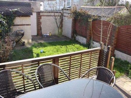 Shaldon Road, Edgware, HA8 - Photo 4
