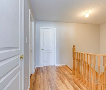 For Lease - 3167 Neyagawa Boulevard, Oakville, Ontario - Photo 3