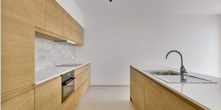 Appartement te huur in Kortrijk voor € 1.600 met 3 slaapkamers - Photo 5