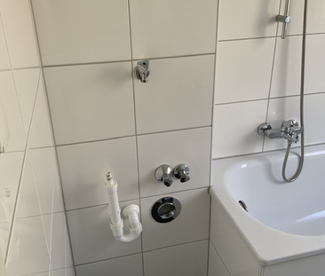 Selbst renovieren und abkassieren!! 2-Zimmer-Wohnung in Wanne-Süd i... - Foto 3