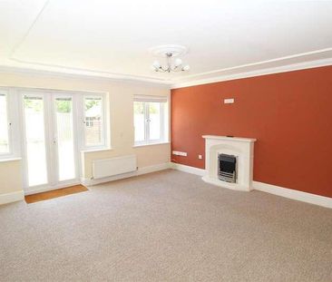 Globe Close, Mildenhall, IP28 - Photo 3