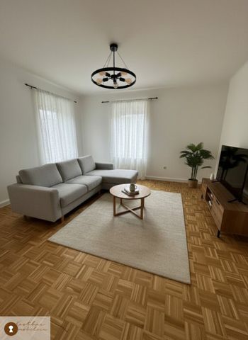 WG fähig: Attraktives 2,5-Zimmer-Domizil in Kapellenstraße: Neu saniert, zentrale Lage, Haustiere willkommen! - Photo 4