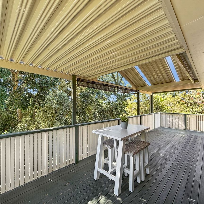 Beautifully Presented Three Bedroom Home in Prime Location - Photo 1