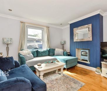 3 bedroom semi-detached house to rent - Photo 6