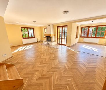 Pronájem domu 250 m² s pozemkem 445 m² - Photo 1