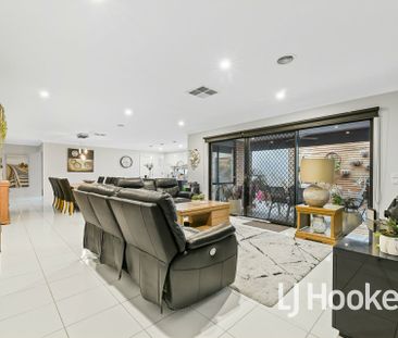 Large Family Home With All The Extra's! - Photo 1