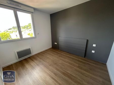 Location Appartement 3 pièces 70m² AGEN 47000 - Photo 4