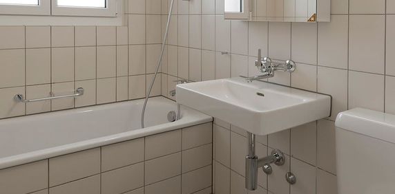 2.5 Zimmer, 70 m², 3. Stock - Photo 2