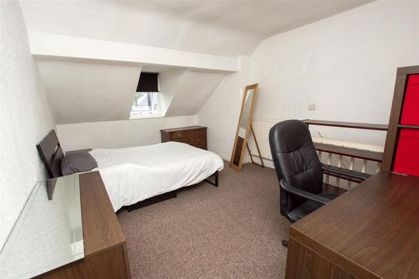 4 bedroom house to rent - Photo 1