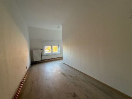 Jolie maison d’habitation entièrement rénovée de +/- 205 m² - Photo 5