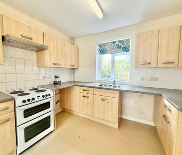 2 bedroom semi-detached house to rent - Photo 3
