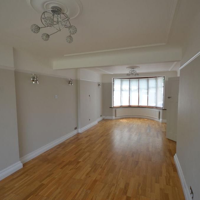 4 bedroom semi-detached house to rent - Photo 1