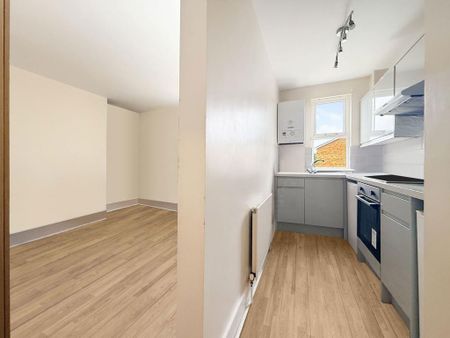 2 bedroom flat to rent - Photo 5