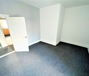 2 bed flat to rent in Collingwood Street, South Shields, NE33 - Photo 1