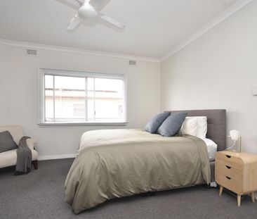 Neat & Tidy Home, Ready to Enjoy! - Photo 2