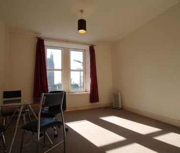 Dundee, Dundee - Photo 1