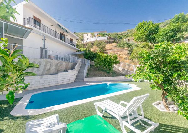 Townhouse in Daimalos, Inland Andalucia in the mountains