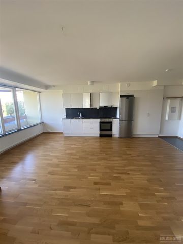 Munkhättegatan 184 - Photo 2