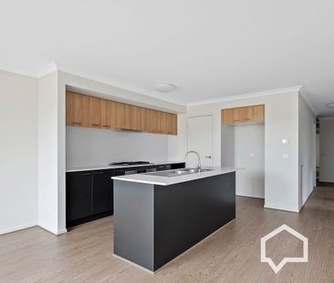 Contemporary 4-Bedroom Home - Photo 3