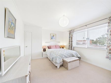 2 bedroom terraced house to rent - Photo 4