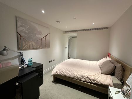 Nine Elms Lane - Photo 4
