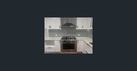 Beautiful 3-Bedroom Home with Pool in Noosa Junction Precinct – $980 per week- Long term tenants preferred. - Photo 2