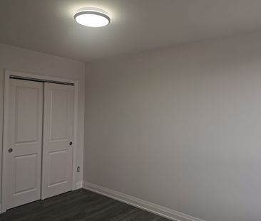 For Lease - 2135 Jane Street, Toronto, Ontario - Photo 5