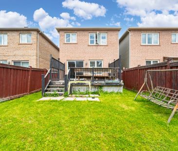 For Lease - 66 Lightcatcher Circle, Brampton, Ontario - Photo 5