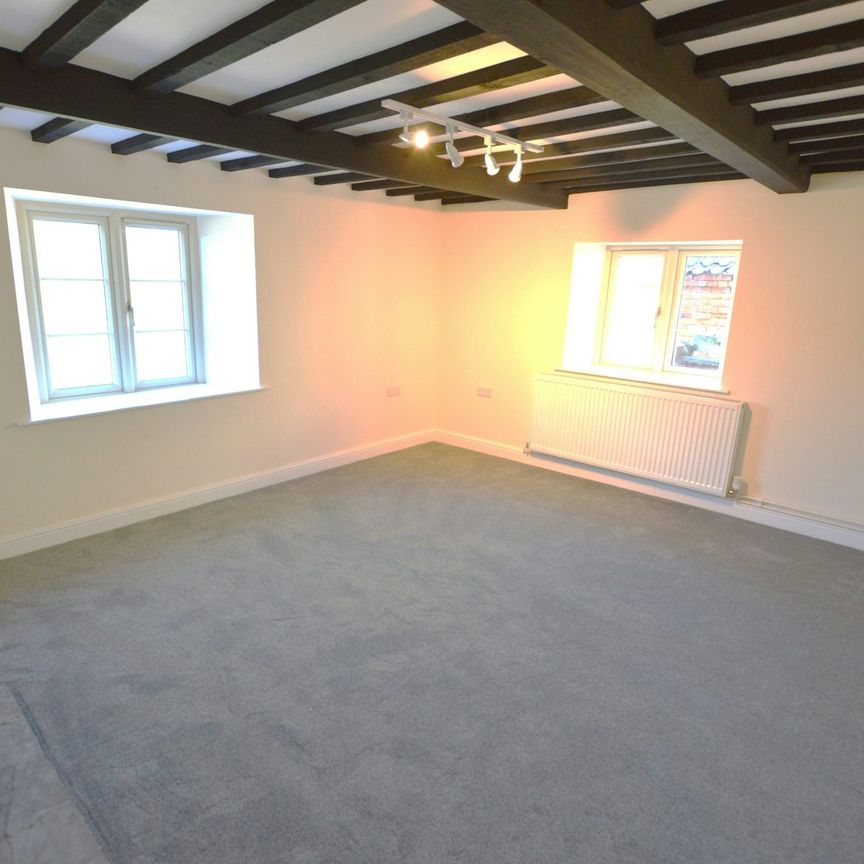 Semi-detached house to rent on - Photo 1