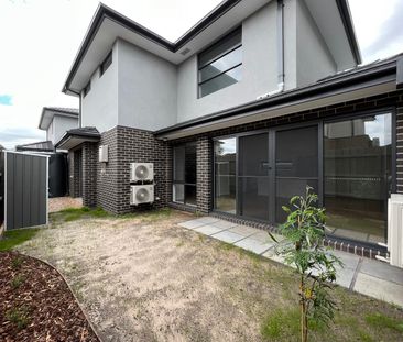2/17 Bevan Avenue, Clayton South VIC 3169 - Townhouse For Rent | Do... - Photo 4