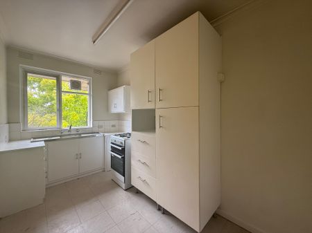 6/281 Balaclava Road CAULFIELD NORTH - Photo 4