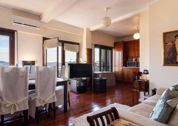 2 Bedroom Apartment with balcony, Belém, Lisboa