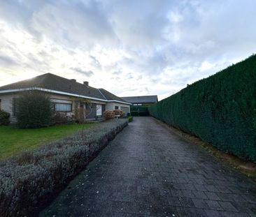 BUNGALOW MET 2 SLAAPKAMERS, TUIN EN DUBBELE GARAGE - Photo 6