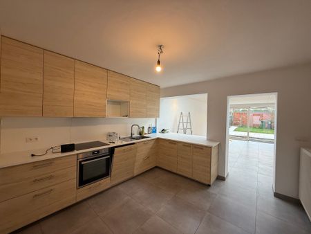 ERPE - MERE - Gerenoveerde rijwoning met tuin. - Photo 5