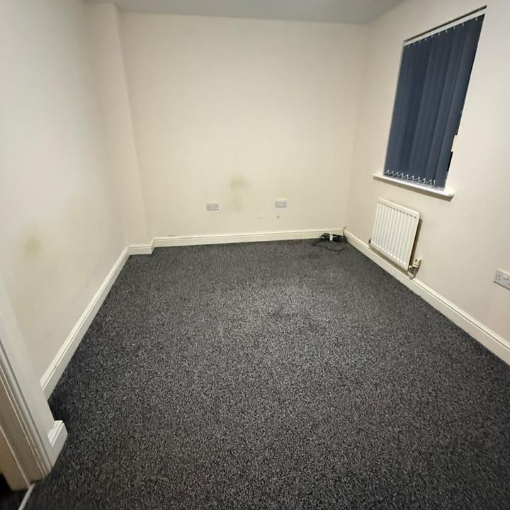 3 Bed Terraced House, Raynald Road, S2 - Photo 1