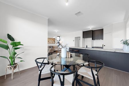 6 Michelino Street, Munno Para Downs SA 5115 - House For Rent | Domain - Photo 4