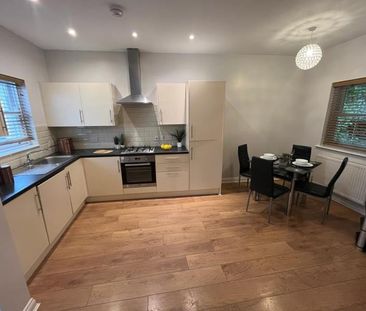 2 bedroom apartment to rent - Photo 3