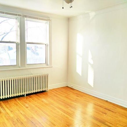 WOW! BEAU GRAND 7 1/2 - 4 CAC - QUARTIER SUPER CHIC - MONT ROYAL - Photo 1