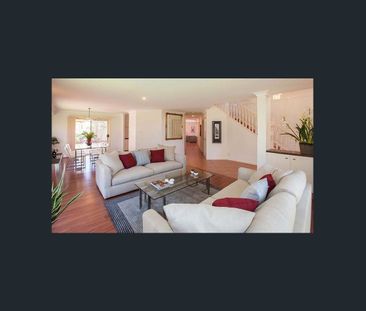 Spacious 5 Bedroom Family Home - Photo 2