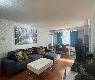 Open-Concept Modern 2B+Den 2B Condo For Lease | 335 Rathburn Road West Mississauga, Ontario L5B 0C8 - Photo 6