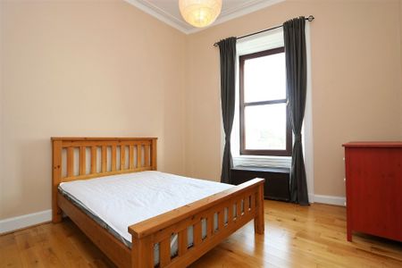 3 bedroom apartment to rent - Photo 3
