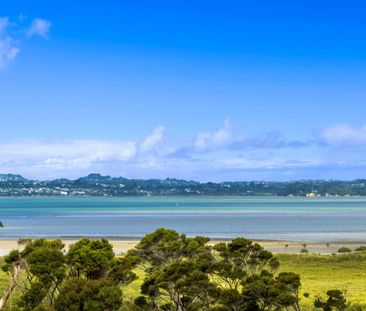 Fab spacious family home in great location with Double Garage!! - Photo 5