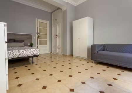 Carrer de Císcar, Valencia, Valencian Community 46005 - Photo 4